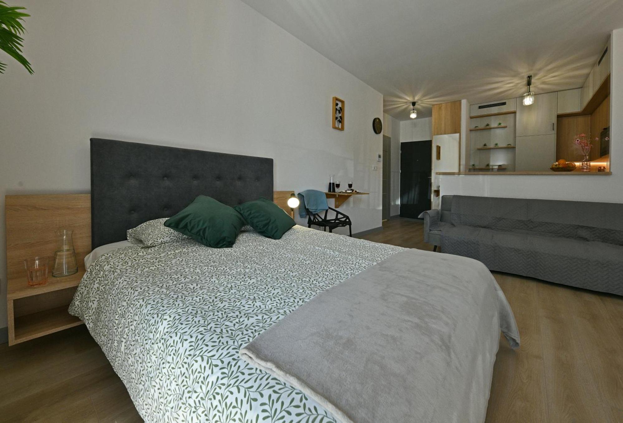 Superapart Prymasa 1000-Lecia 6A, Hidden Gem - Ideal For Relaxation & Escapes Rzeszow Luaran gambar